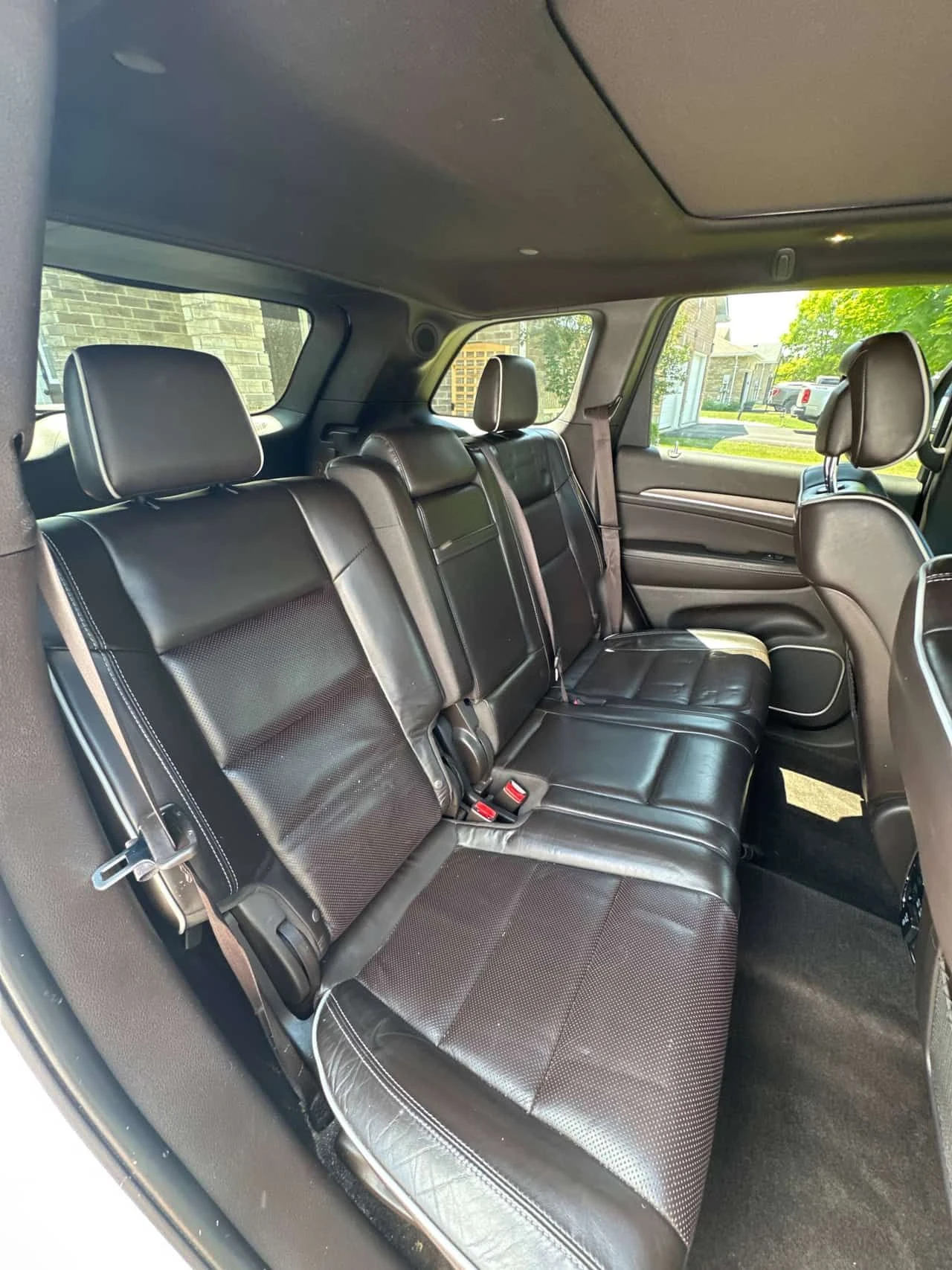Jeep Grand cherokee * Overland * АВТОКРЕДИТ БЕЗ ПЪРВОНАЧАЛНА ВНОСКА* , снимка 14 - Автомобили и джипове - 55273542