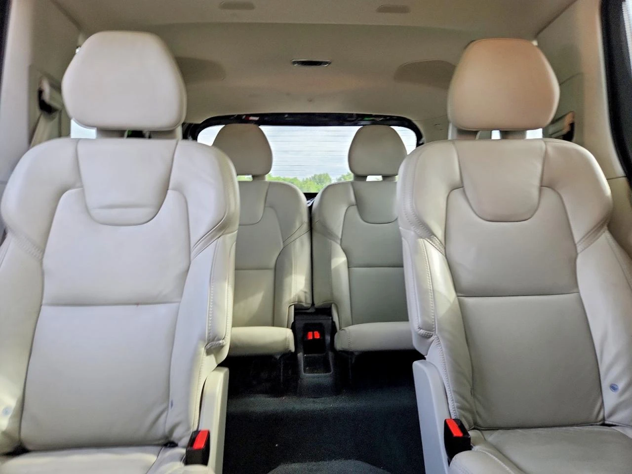Volvo Xc90 T8 RECHARGE INSCRIPTION* BOWERS&WILKINS* PANO* FUL, снимка 9 - Автомобили и джипове - 55838318