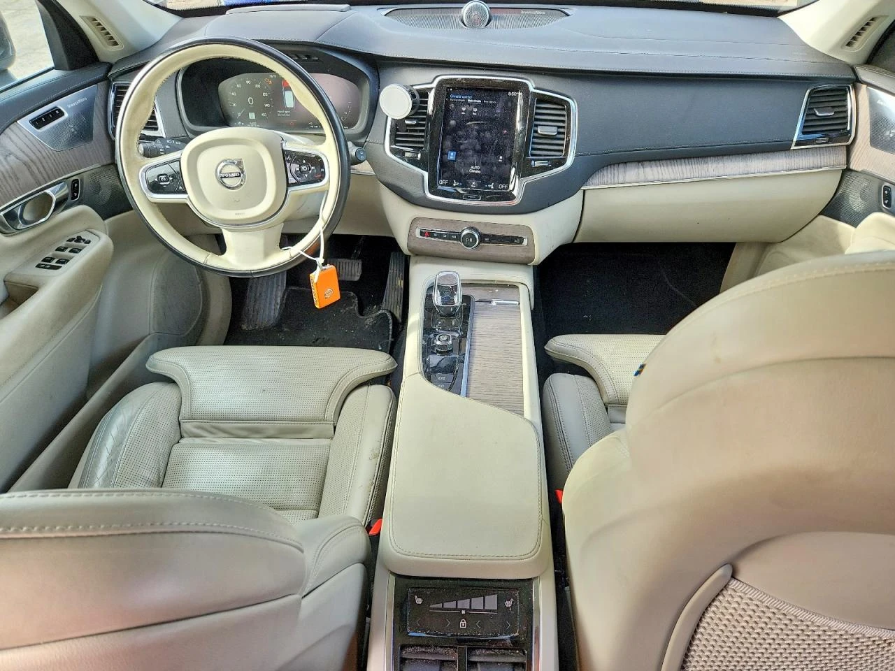 Volvo Xc90 T8 RECHARGE INSCRIPTION* BOWERS&WILKINS* PANO* FUL, снимка 7 - Автомобили и джипове - 55838318
