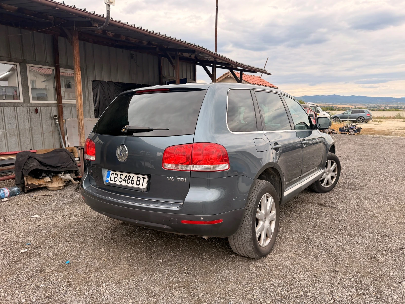 VW Touareg, снимка 3 - Автомобили и джипове - 56085174