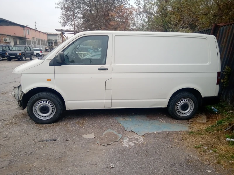 VW T5 2.5 TDI, снимка 3 - Бусове и автобуси - 47825997