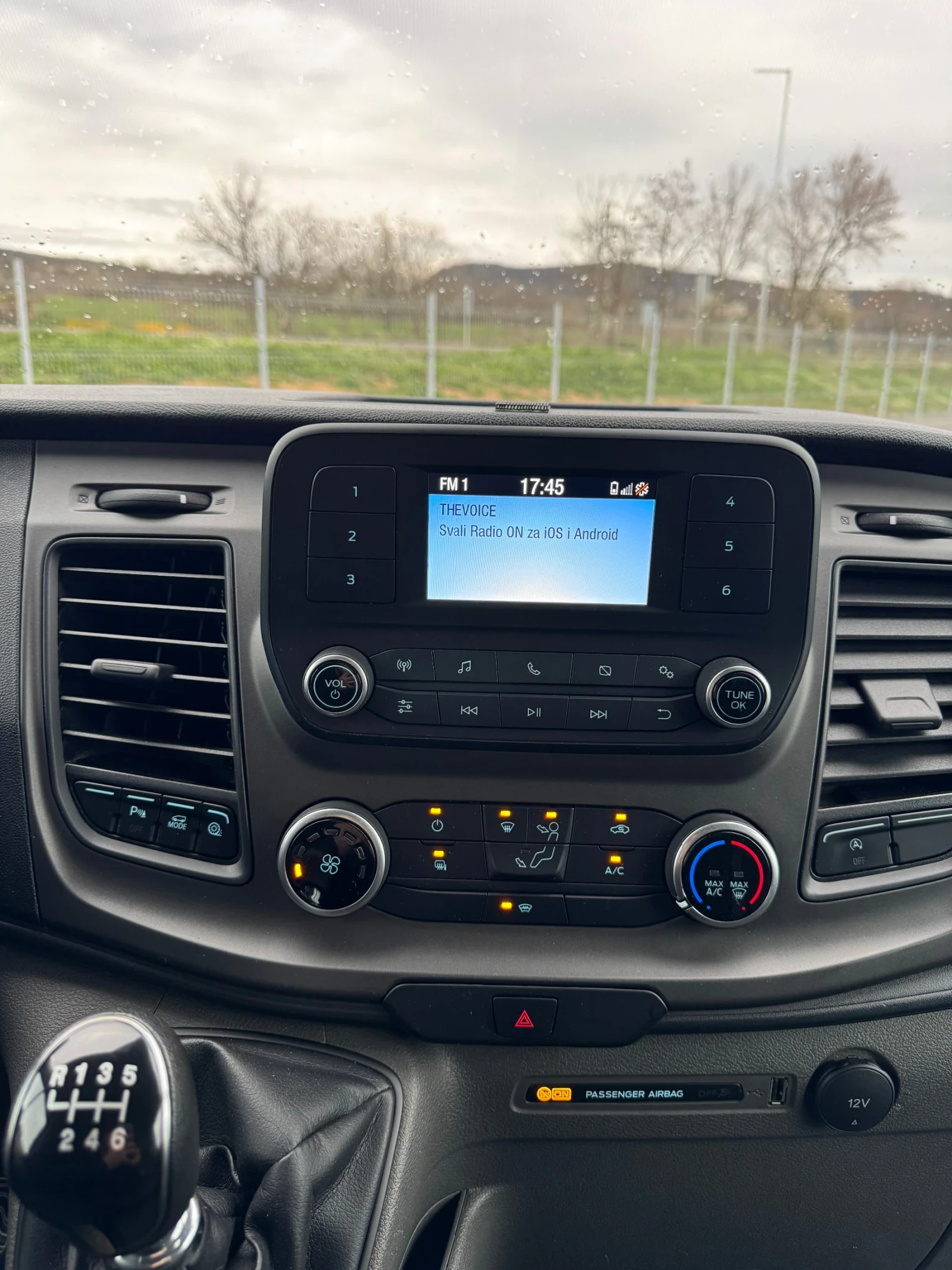 Ford Transit 2.0 Maxi EURO 6, Клима, 3.5т на Теглич, КАТО НОВ!, снимка 15 - Бусове и автобуси - 54034033