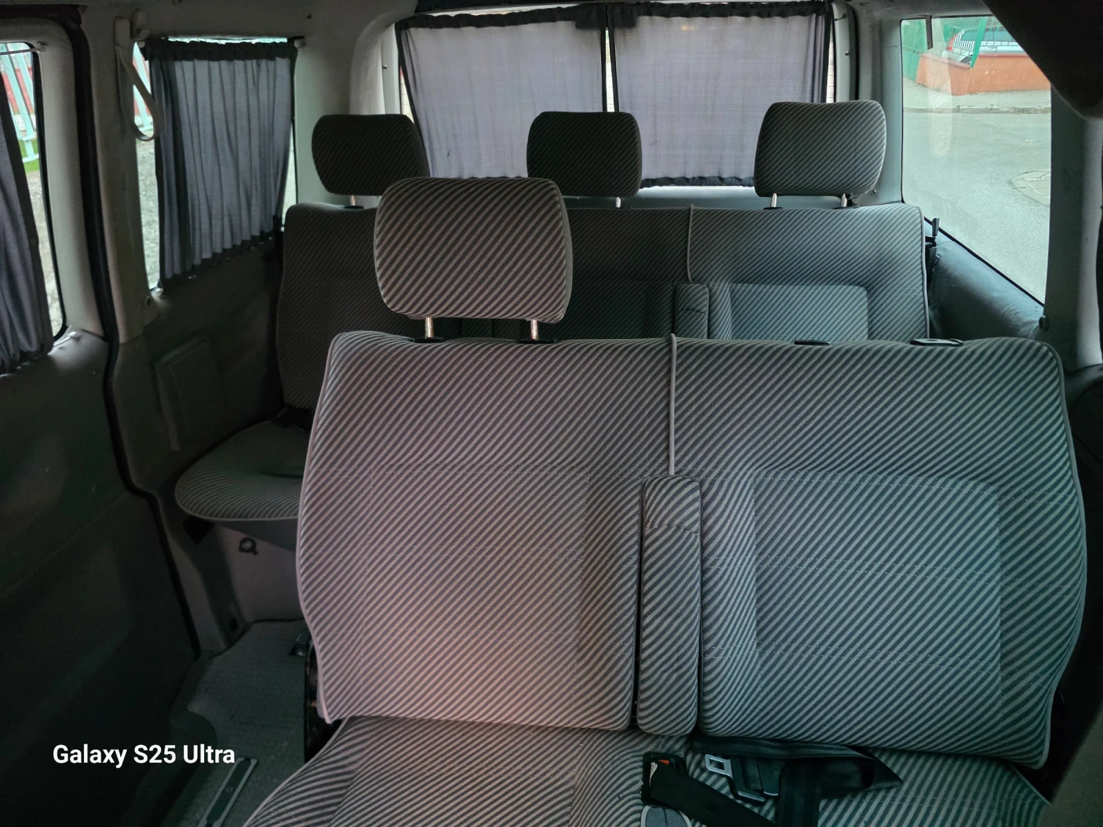 VW Multivan 2.5TDI.102KC.ATLANTIS.KLIMATRONIJ, снимка 16 - Бусове и автобуси - 56352766