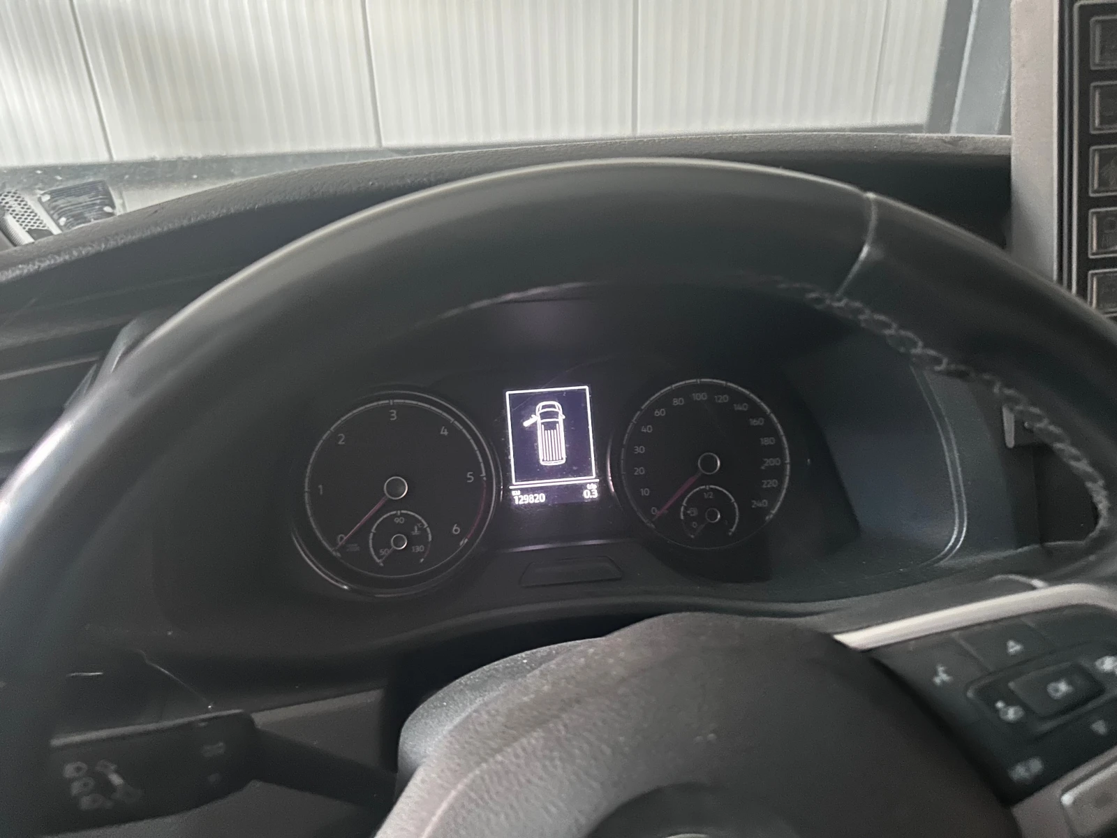 VW Transporter T6.1, снимка 11 - Бусове и автобуси - 56725802