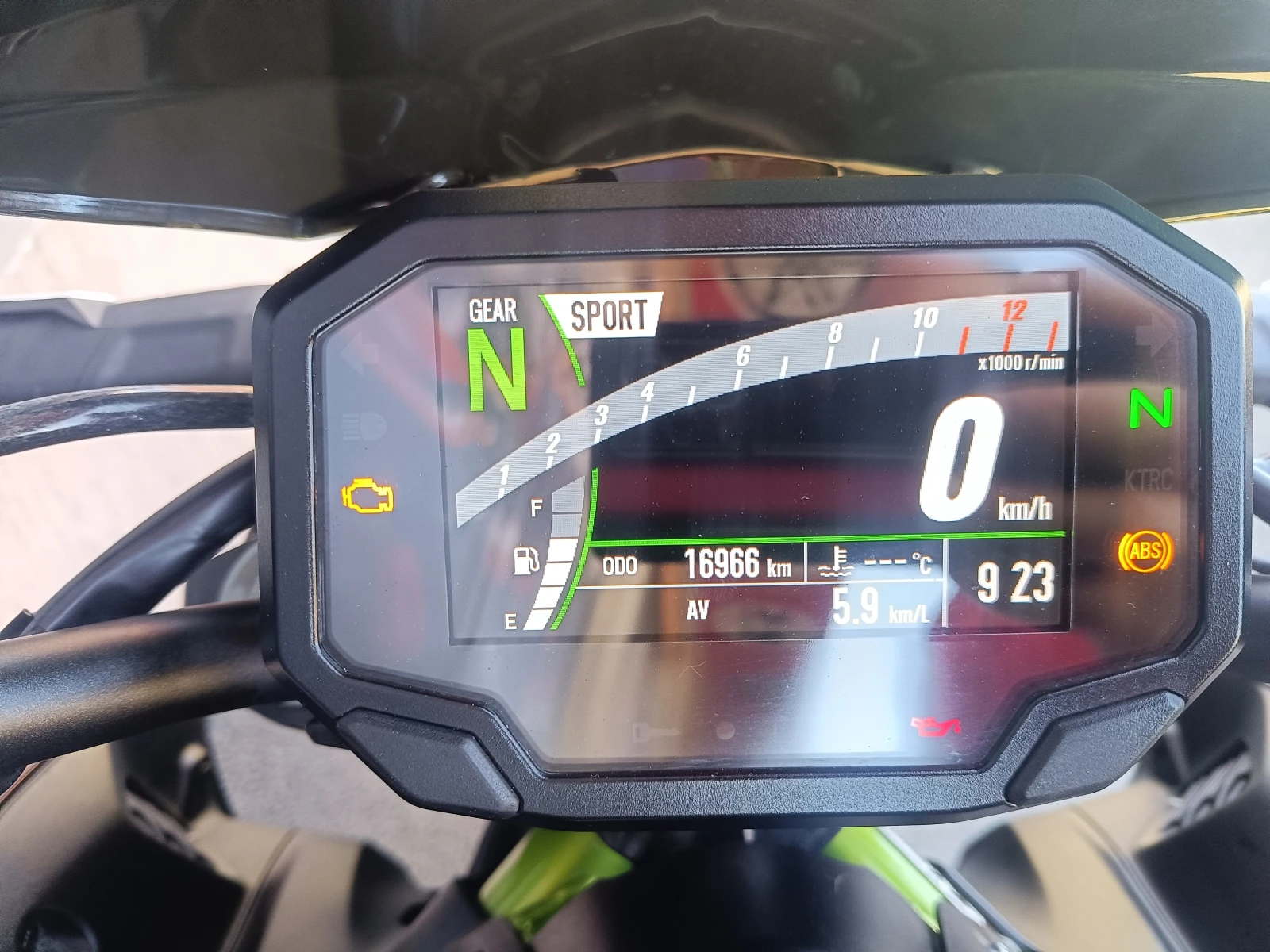 Kawasaki Z 900 ABS TC LED, снимка 6 - Мотоциклети и мототехника - 54312945