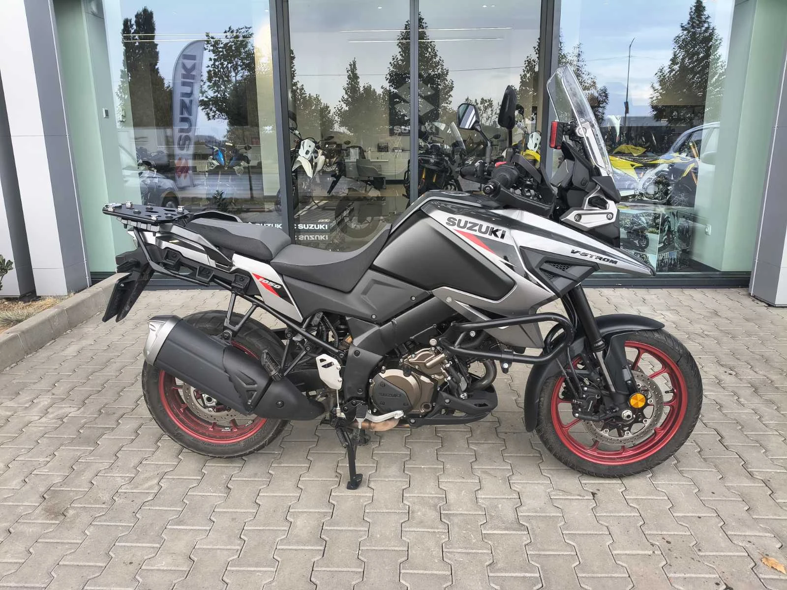 Suzuki V-strom DL 1050, снимка 4 - Мотоциклети и мототехника - 56608306