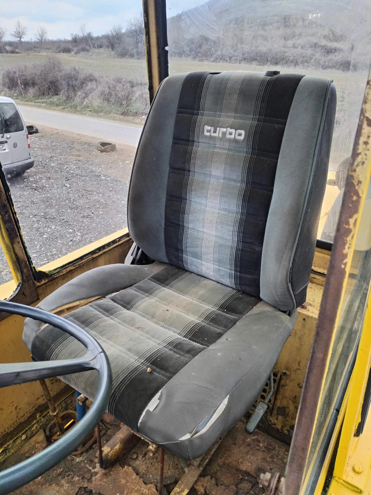 Челен товарач Друга марка L200, снимка 10 - Индустриална техника - 53925811