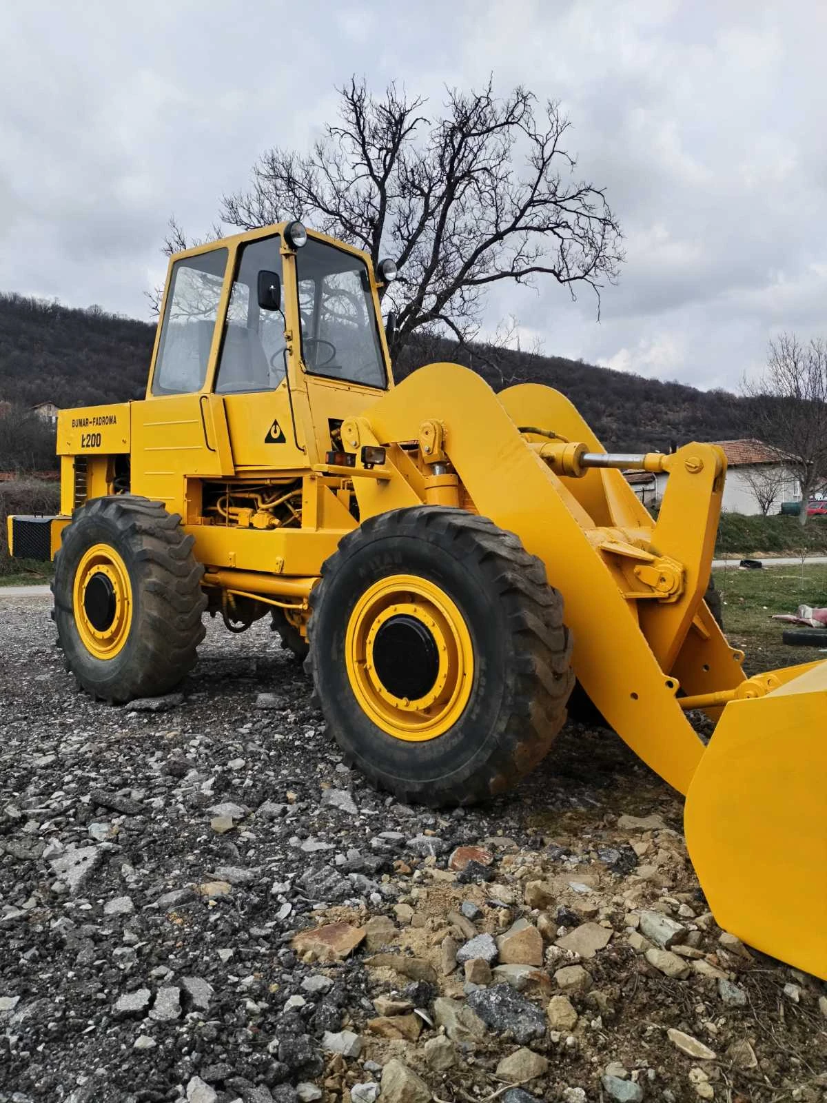 Челен товарач Друга марка L200