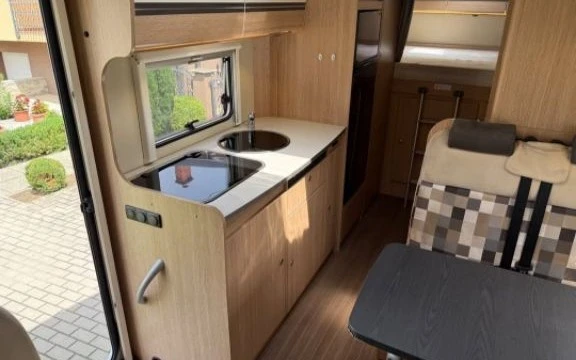 Кемпер Fiat Ducato, снимка 11 - Каравани и кемпери - 54956193