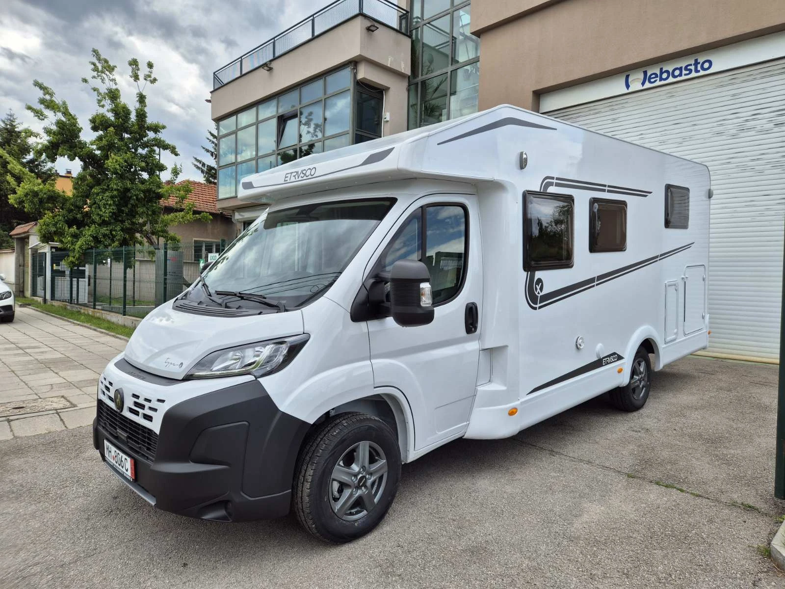 Кемпер HYMER / ERIBA НОВ!Etrusco 6.9 Type-X Solar, Clima, Booster, , снимка 1