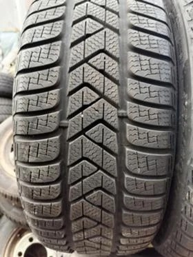 Гуми Зимни 225/40R18, снимка 5