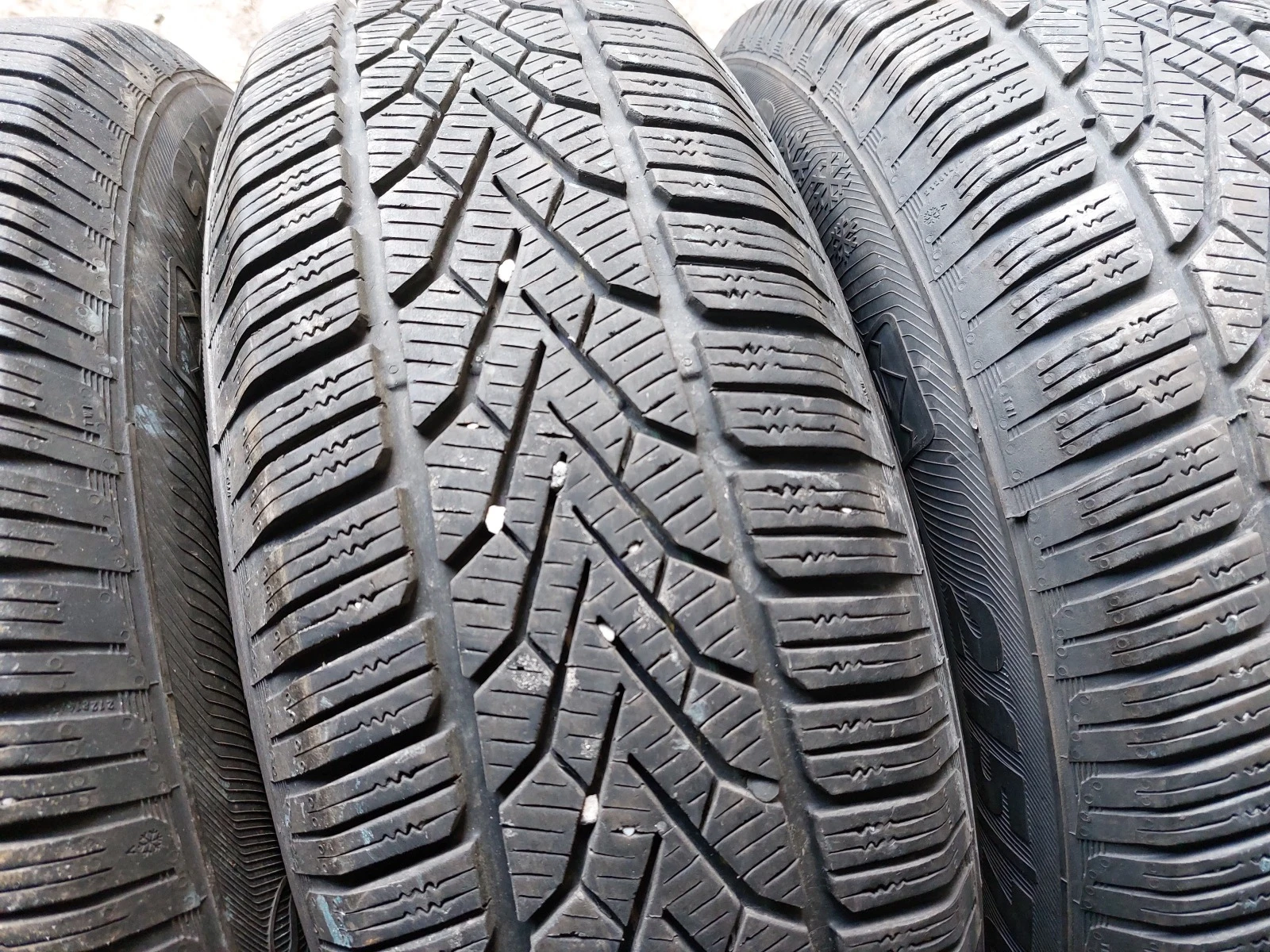 ���� 215/70R16 | Mobile.bg � ����������� 4