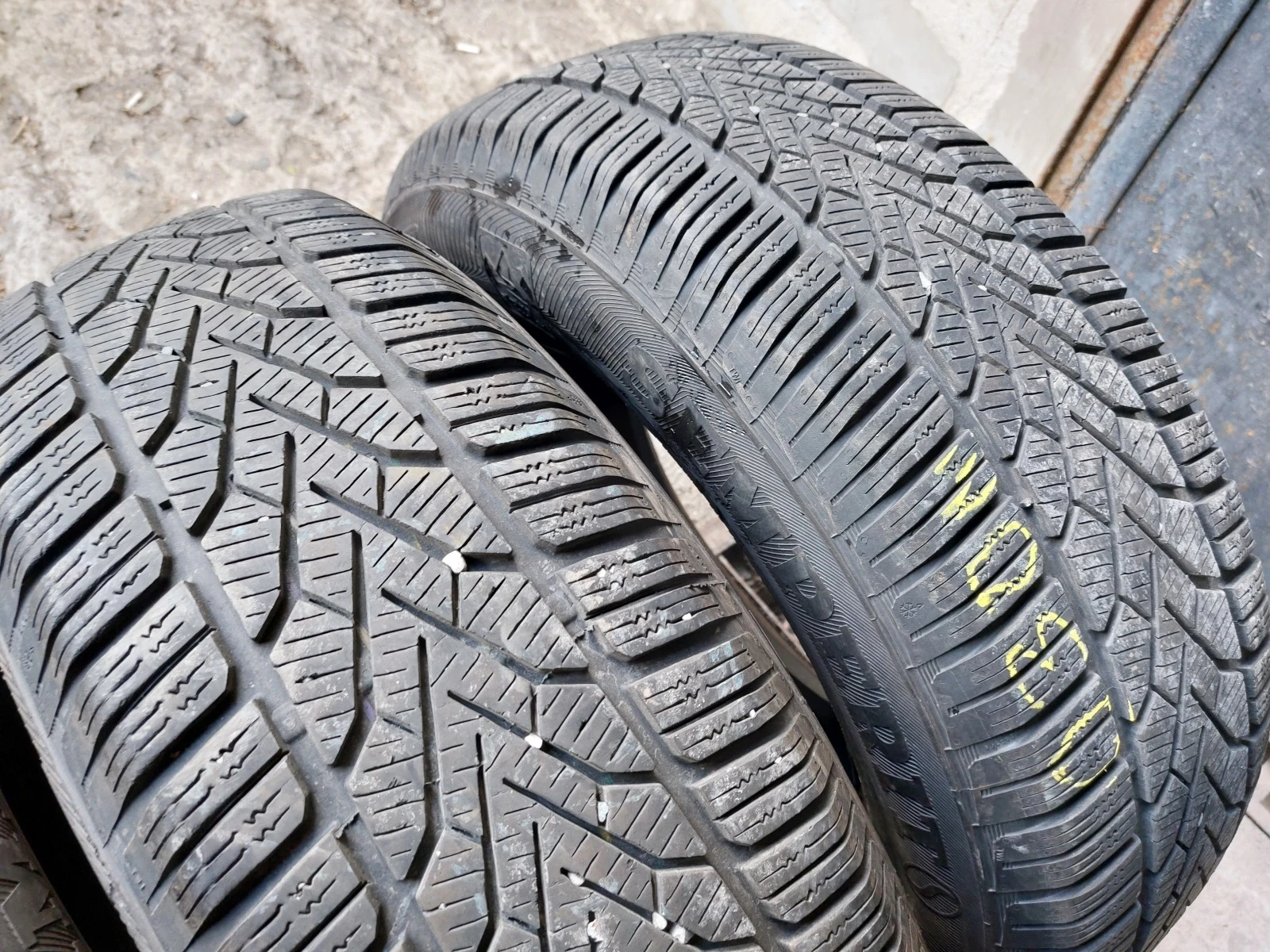 ���� 215/70R16 | Mobile.bg � ����������� 3