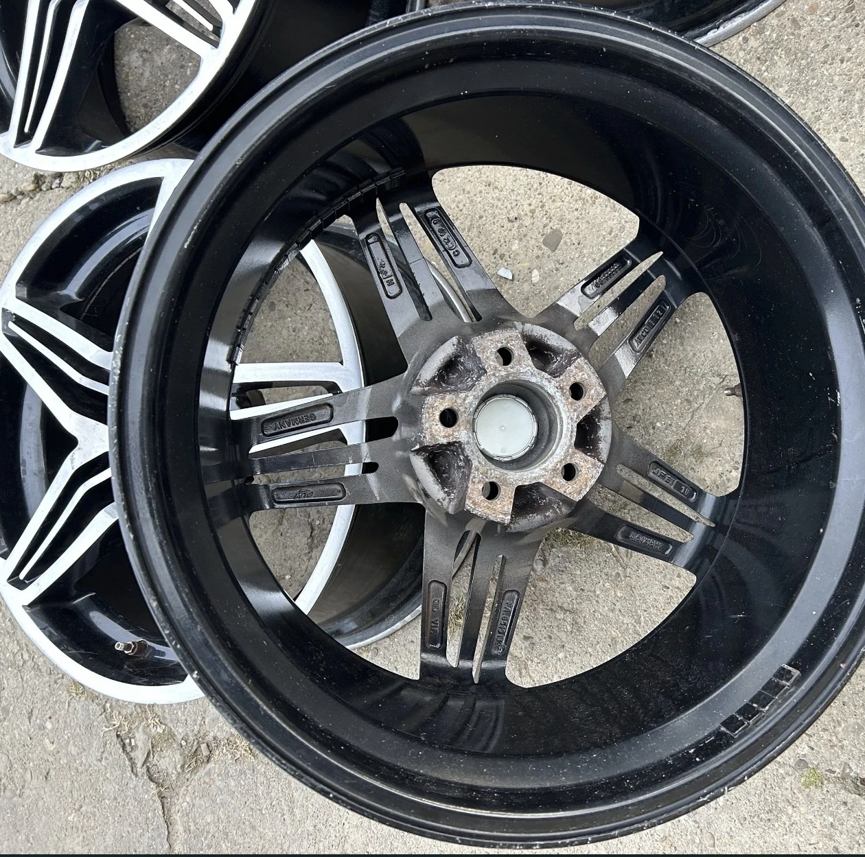 Гуми с джанти Continental 255/35R19, снимка 2 - Гуми и джанти - 55120630