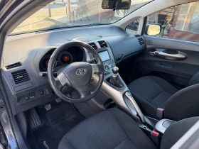Toyota Auris 2.0, снимка 10