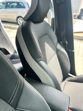 Renault Captur E-TECH HYBRID, снимка 12
