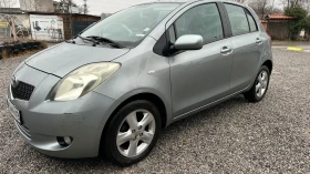 Toyota Yaris Автоматични скорости 1.3 бензин , снимка 15