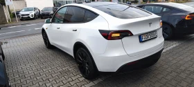 Tesla Model Y LR4X4 ЧАСТНА ОБЯВА БЯЛ САЛОН БЕЗ ТАКСИ ПРЕХВЪРЛЯНЕ, снимка 7
