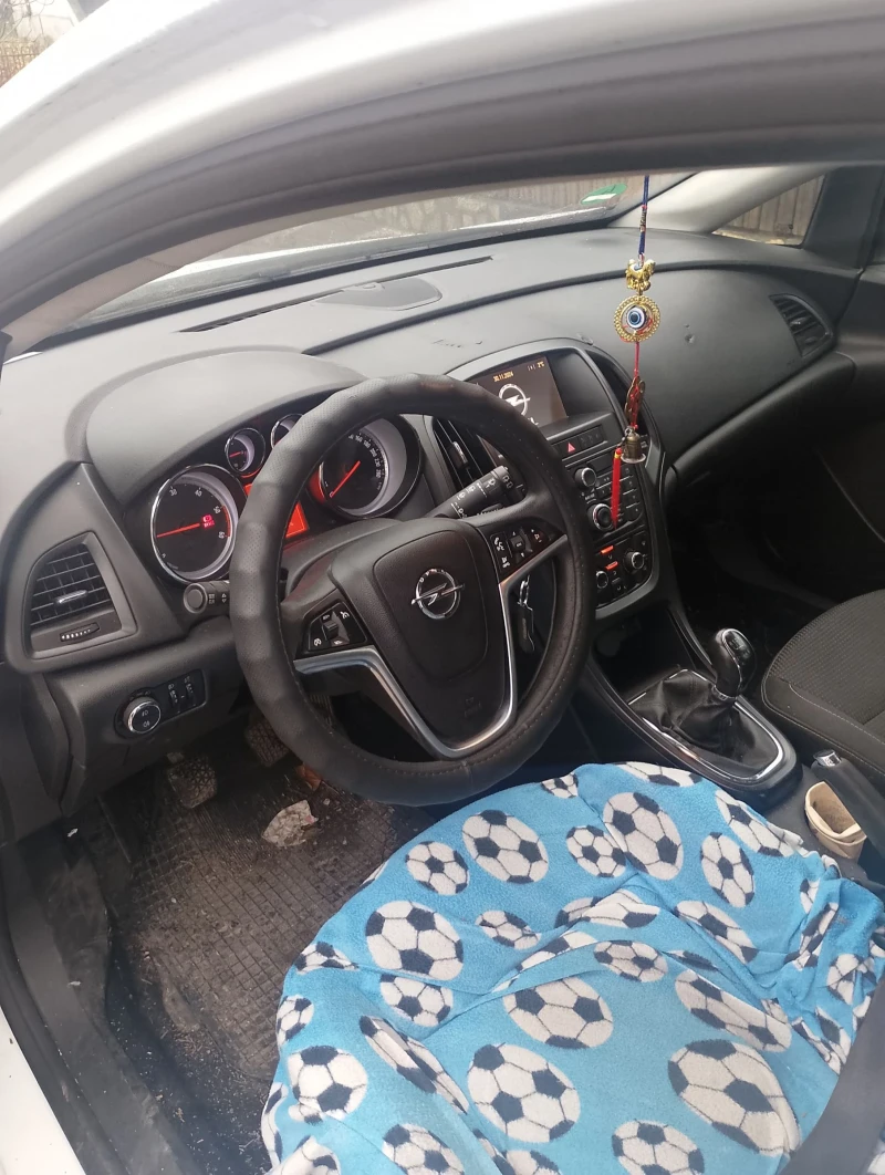 Opel Astra, снимка 4 - Автомобили и джипове - 48164147