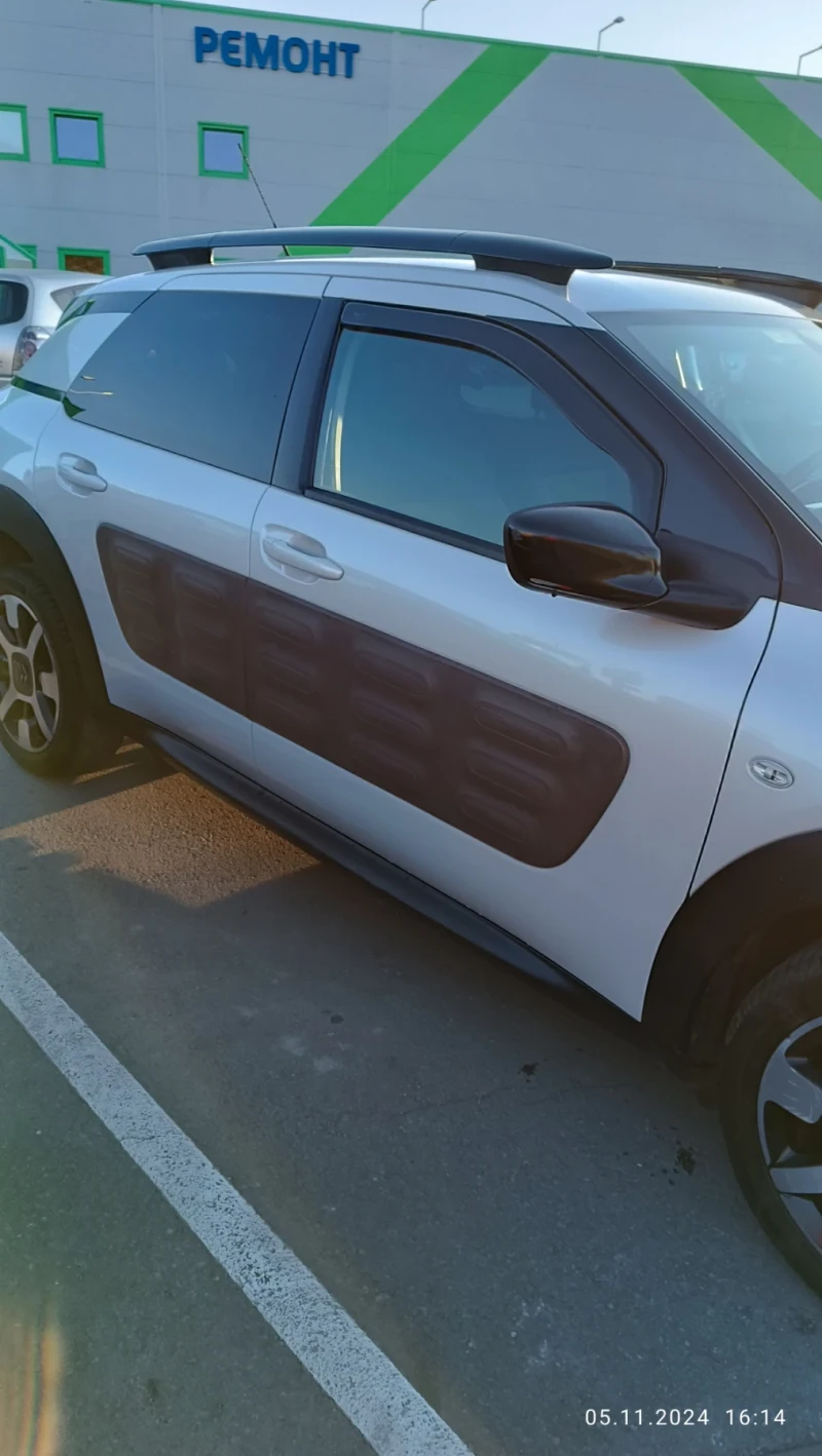 Citroen C4 Cactus, снимка 8 - Автомобили и джипове - 52262136