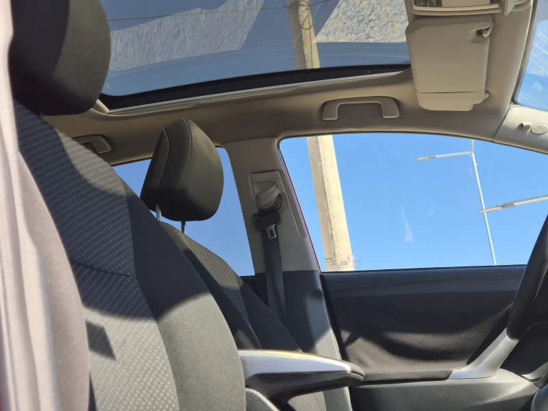 Toyota Verso 2.2D4D AUTOMAT , снимка 13 - Автомобили и джипове - 51762270