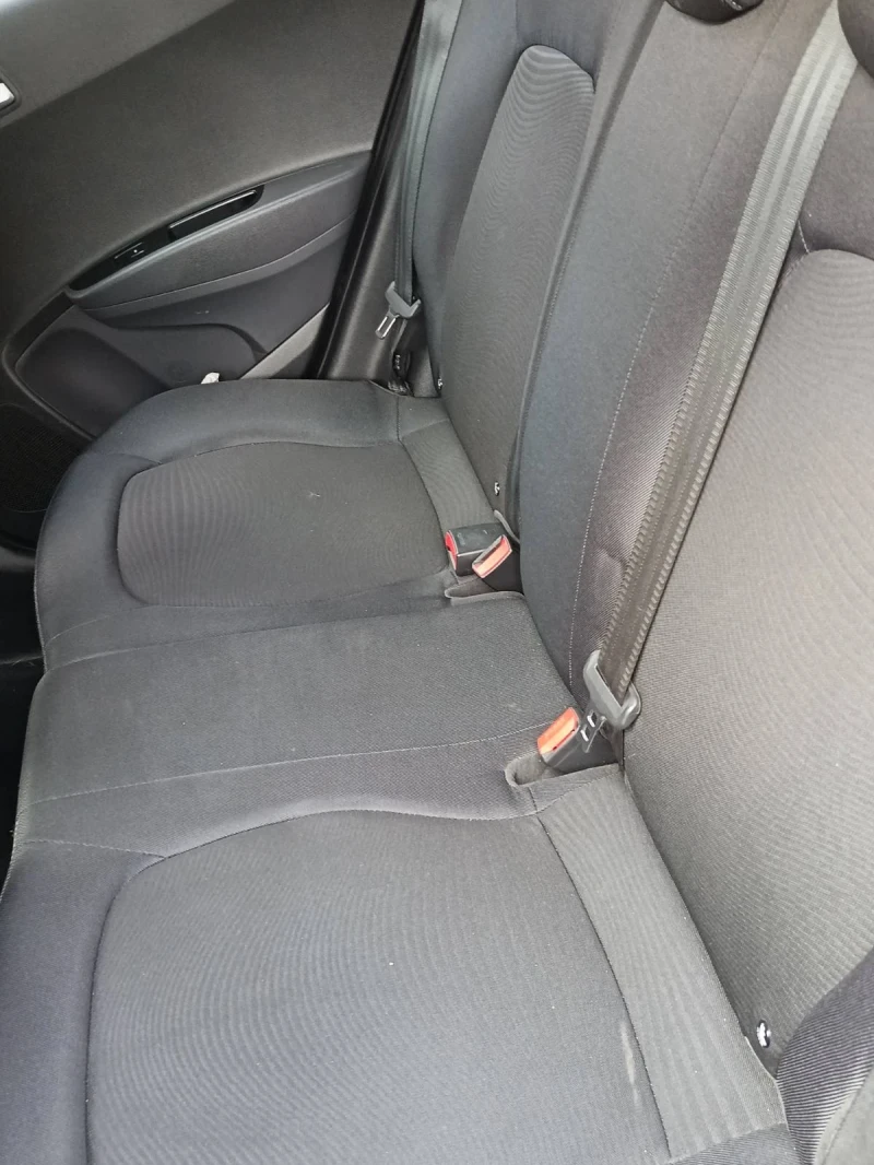 Hyundai I10, снимка 9 - Автомобили и джипове - 52523524