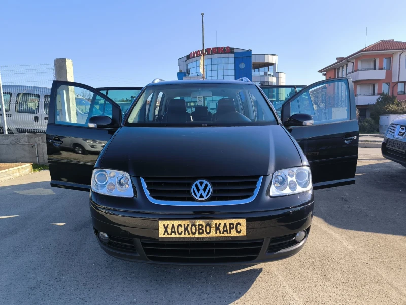 VW Touran 2.0TDi КОЖА, снимка 2 - Автомобили и джипове - 52804956