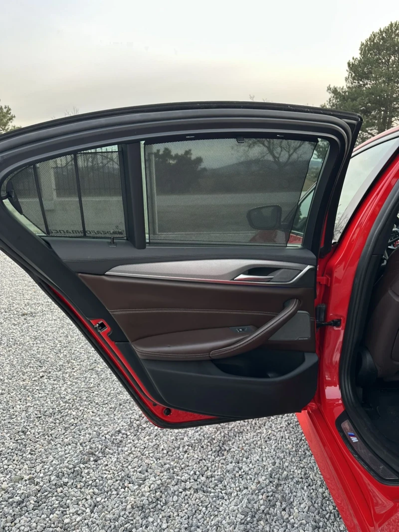 BMW 550 М550 XDrive STAGE 2, снимка 10 - Автомобили и джипове - 52948426