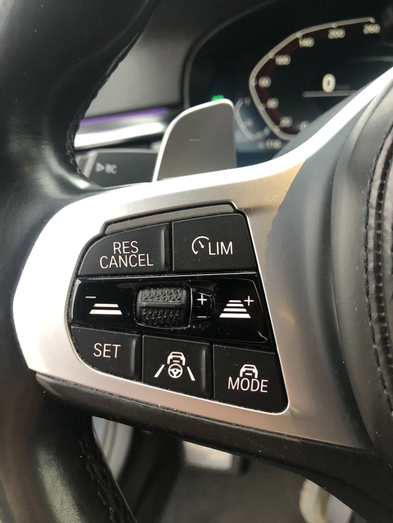 BMW 520 M sport * Xdrive* Face* Digital* Full Led* 360cam, снимка 14 - Автомобили и джипове - 52876324