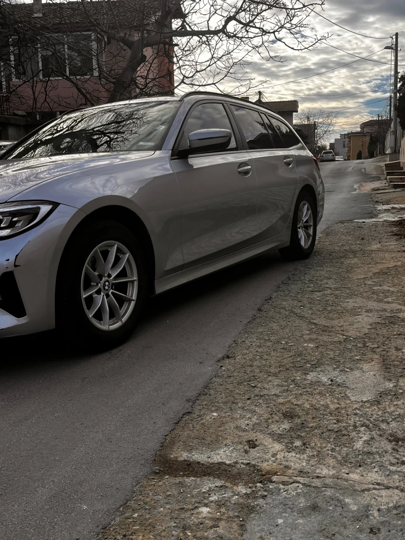 BMW 320, снимка 3 - Автомобили и джипове - 53111506