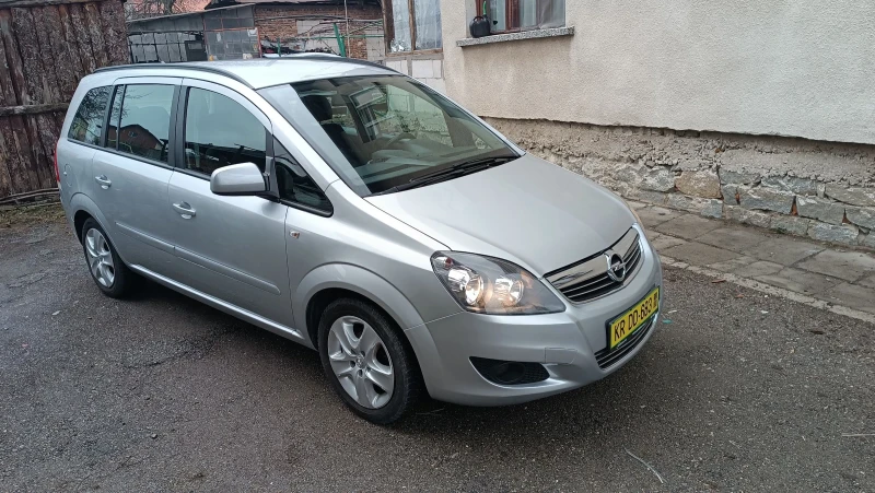 Opel Zafira 1.8 топ състояние. Докаран на ход , снимка 6 - Автомобили и джипове - 53296712