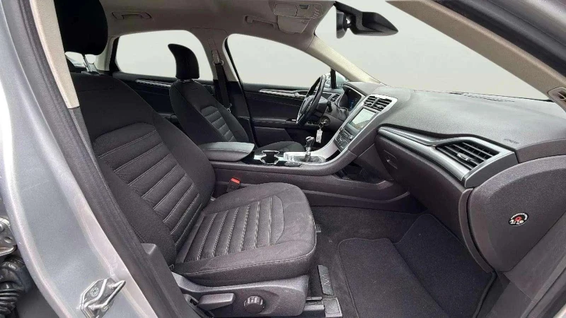 Ford Mondeo 1.5 EcoBoost, снимка 12 - Автомобили и джипове - 53407614