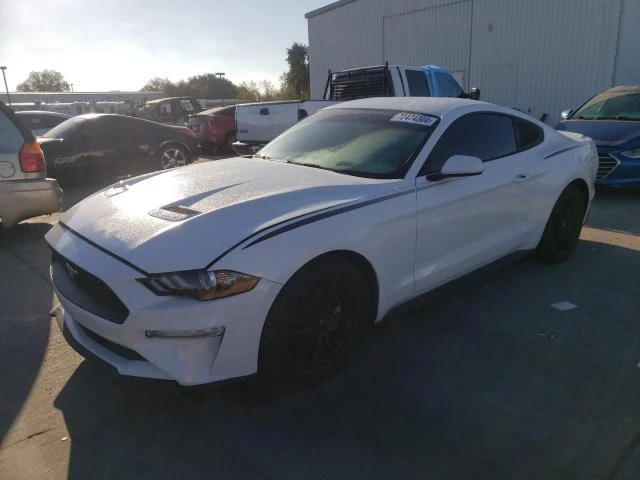 Ford Mustang 2.3 EcoBoost, снимка 1 - Автомобили и джипове - 48377151