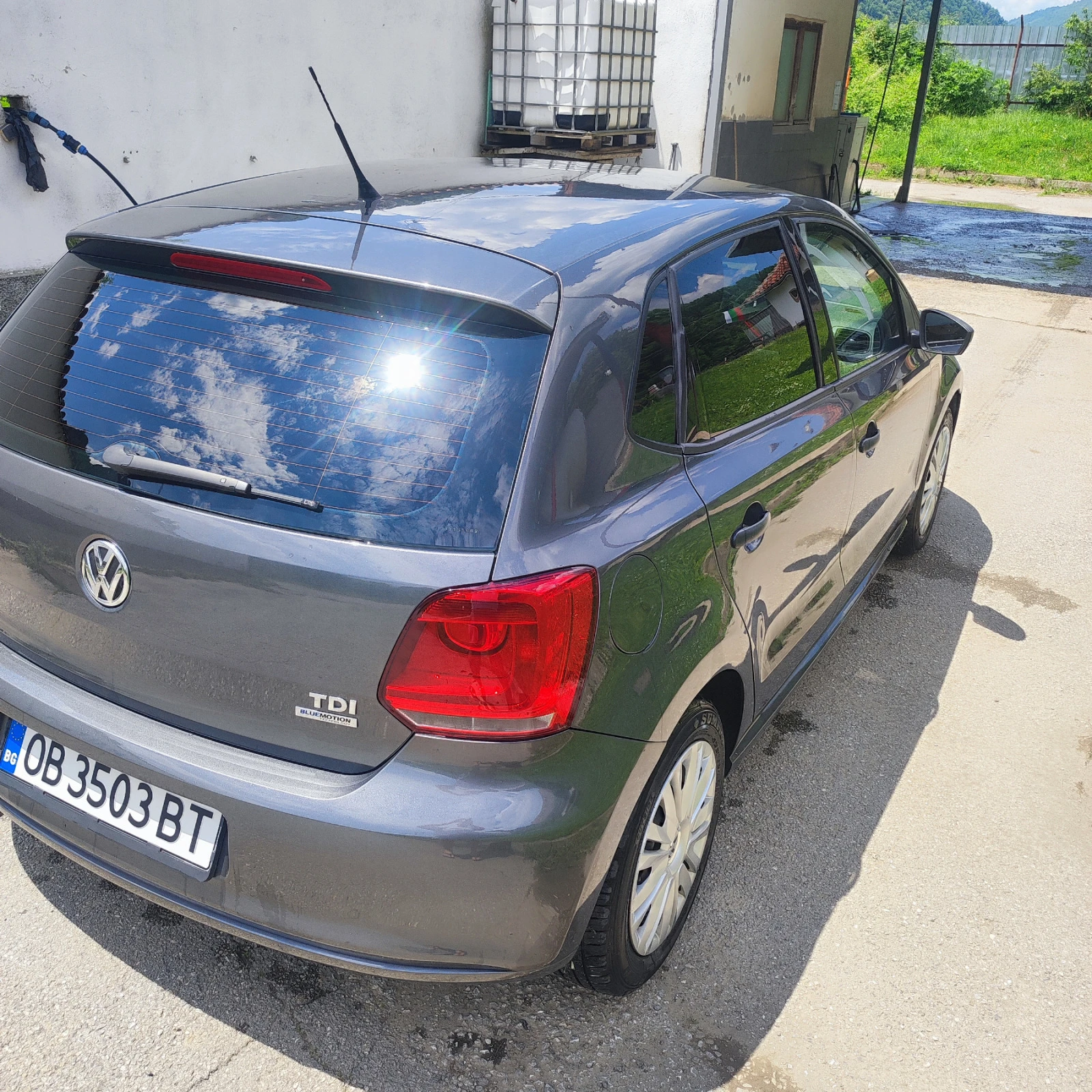 VW Polo Blue motion 1.6 tdi - изображение 5