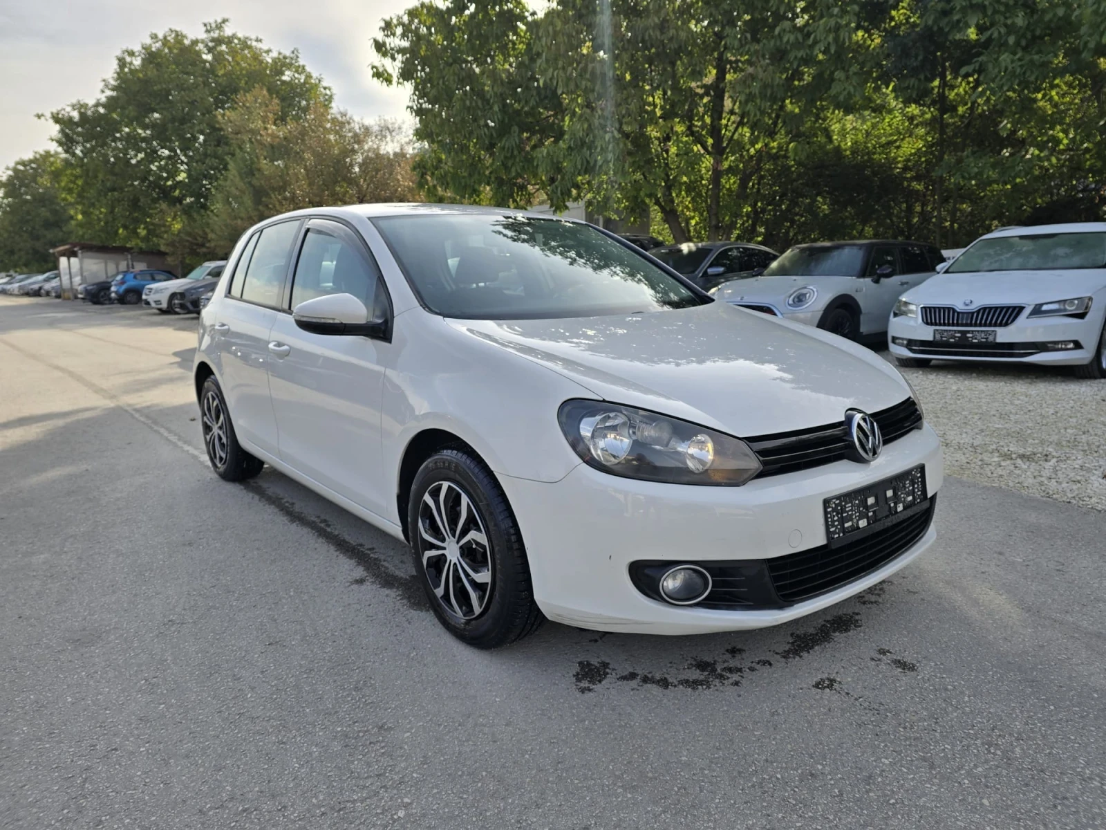 VW Golf 1.6Бензин - Фабричен Газ - изображение 2