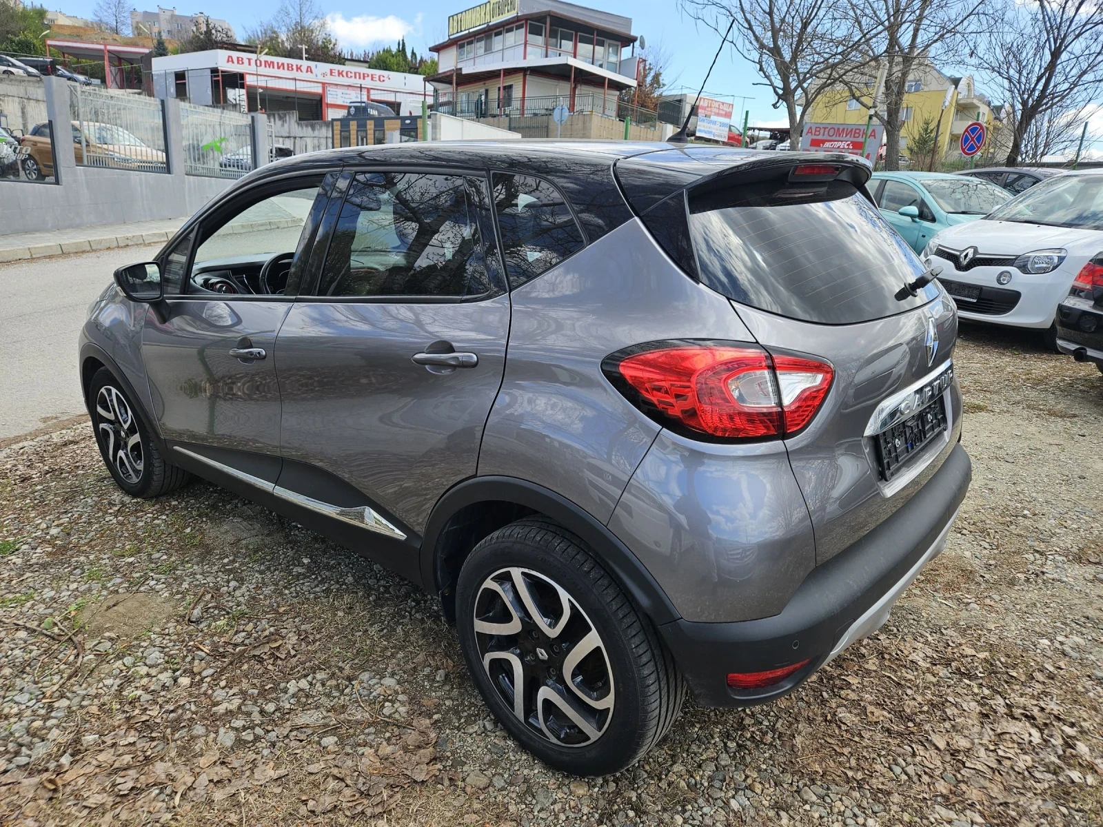 Renault Captur 1.5dci euro6 - изображение 6