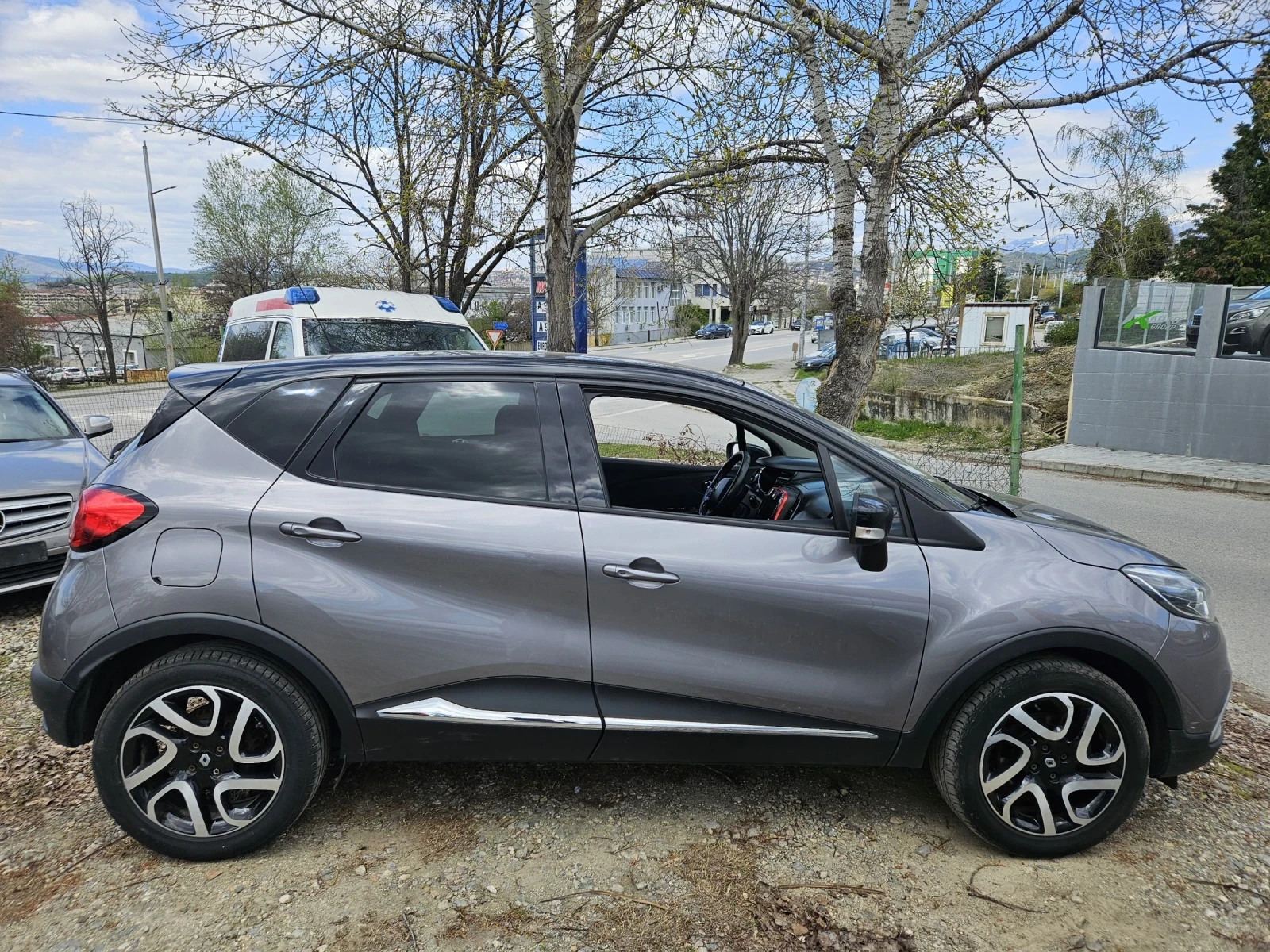 Renault Captur 1.5dci euro6 - изображение 3