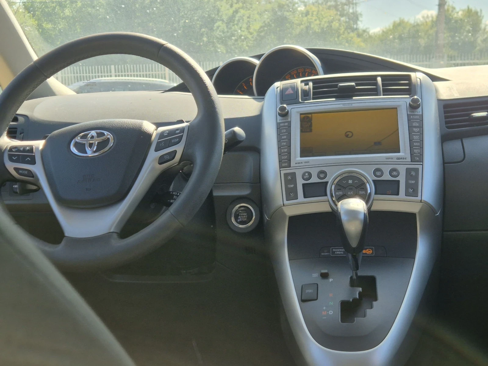 Toyota Verso 2.2D4D AUTOMAT  | Mobile.bg   11