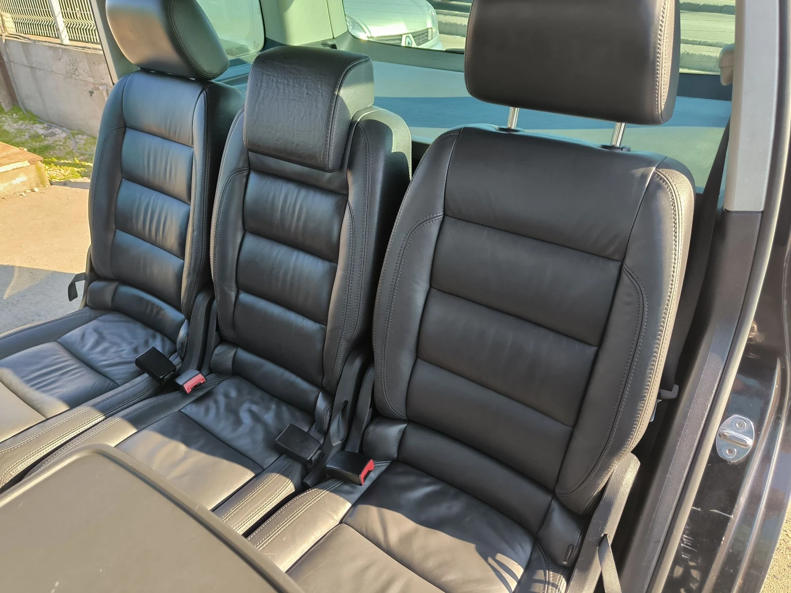 VW Touran 2.0TDi ���� | Mobile.bg � ����������� 14