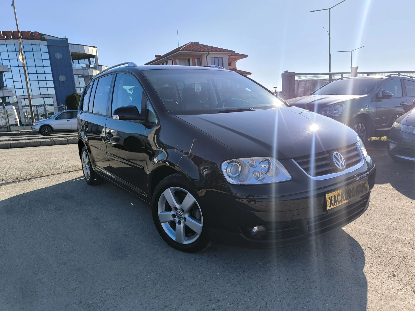 VW Touran 2.0TDi КОЖА - изображение 3
