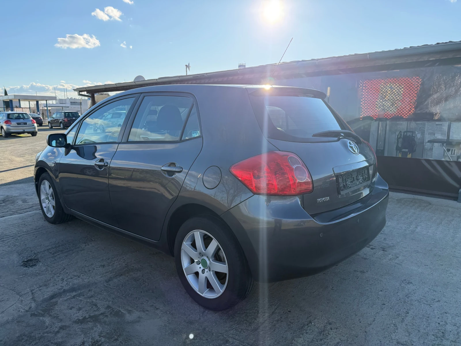 Toyota Auris 2.0 | Mobile.bg � ����������� 5