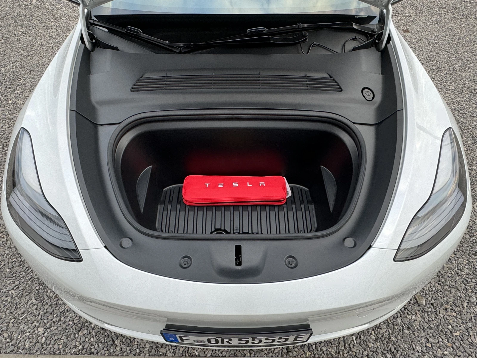 Tesla Model Y LR4X4 ������ ����� ��� ����� ��� ����� ����������� | Mobile.bg � ����������� 11