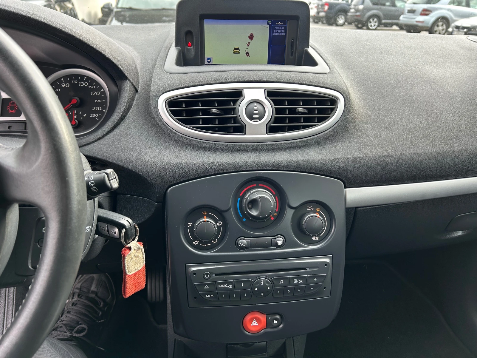 Renault Clio 1.2 | Mobile.bg � ����������� 11