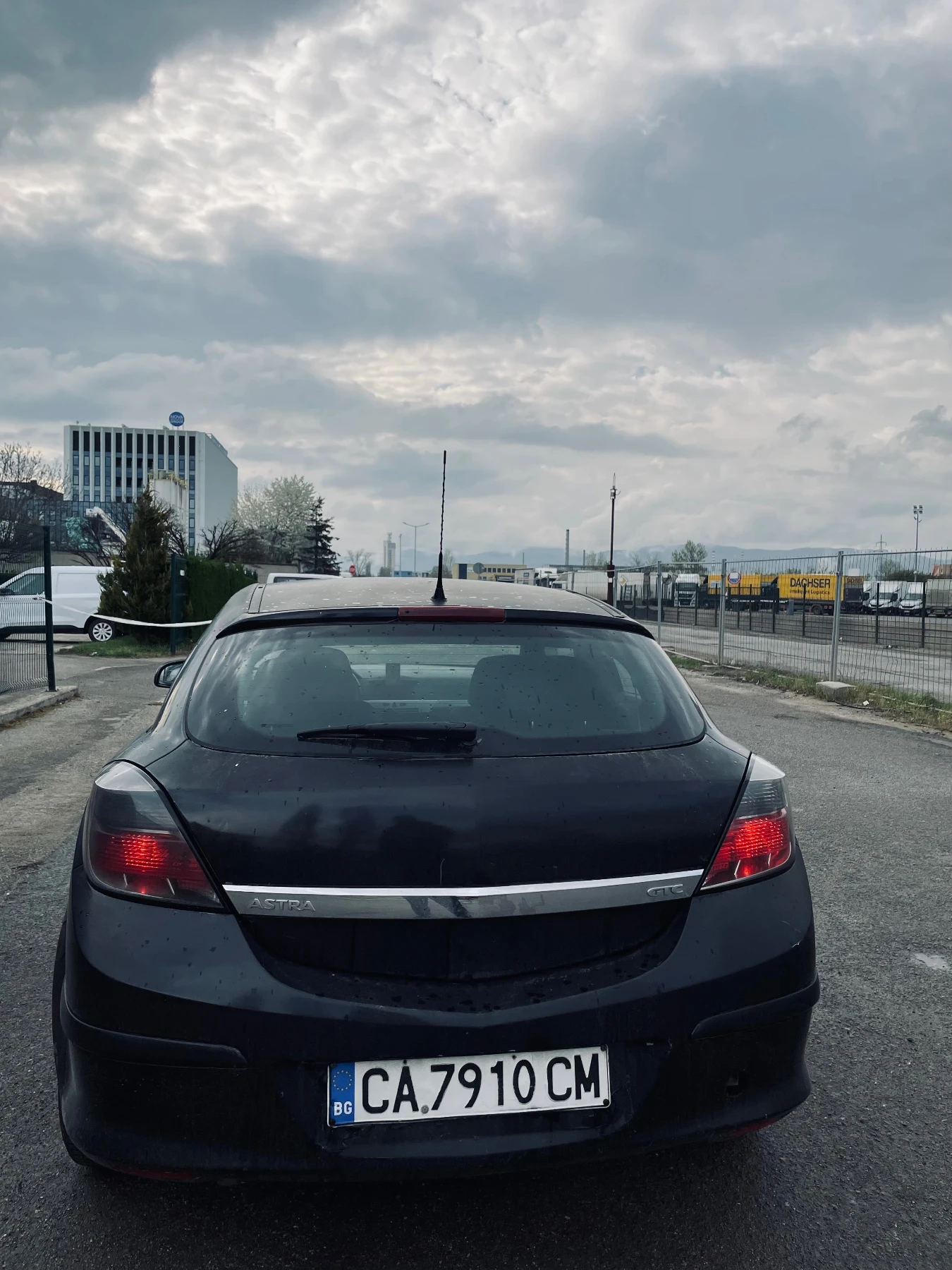 Opel Astra, снимка 13 - Автомобили и джипове - 54233824