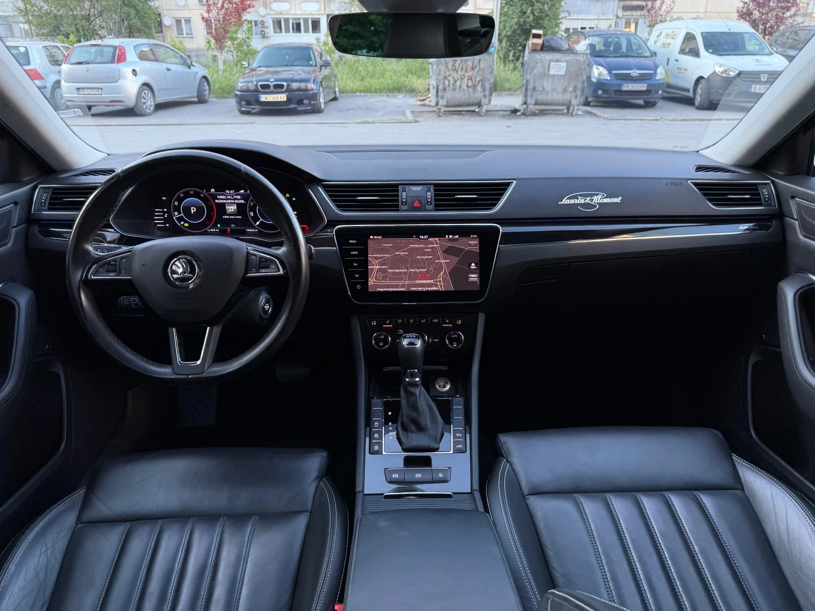 Skoda Superb 2.0TDI L&K 190, снимка 9 - Автомобили и джипове - 54555917