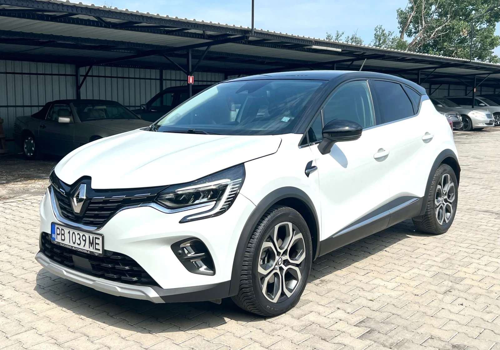 Renault Captur E-TECH HYBRID