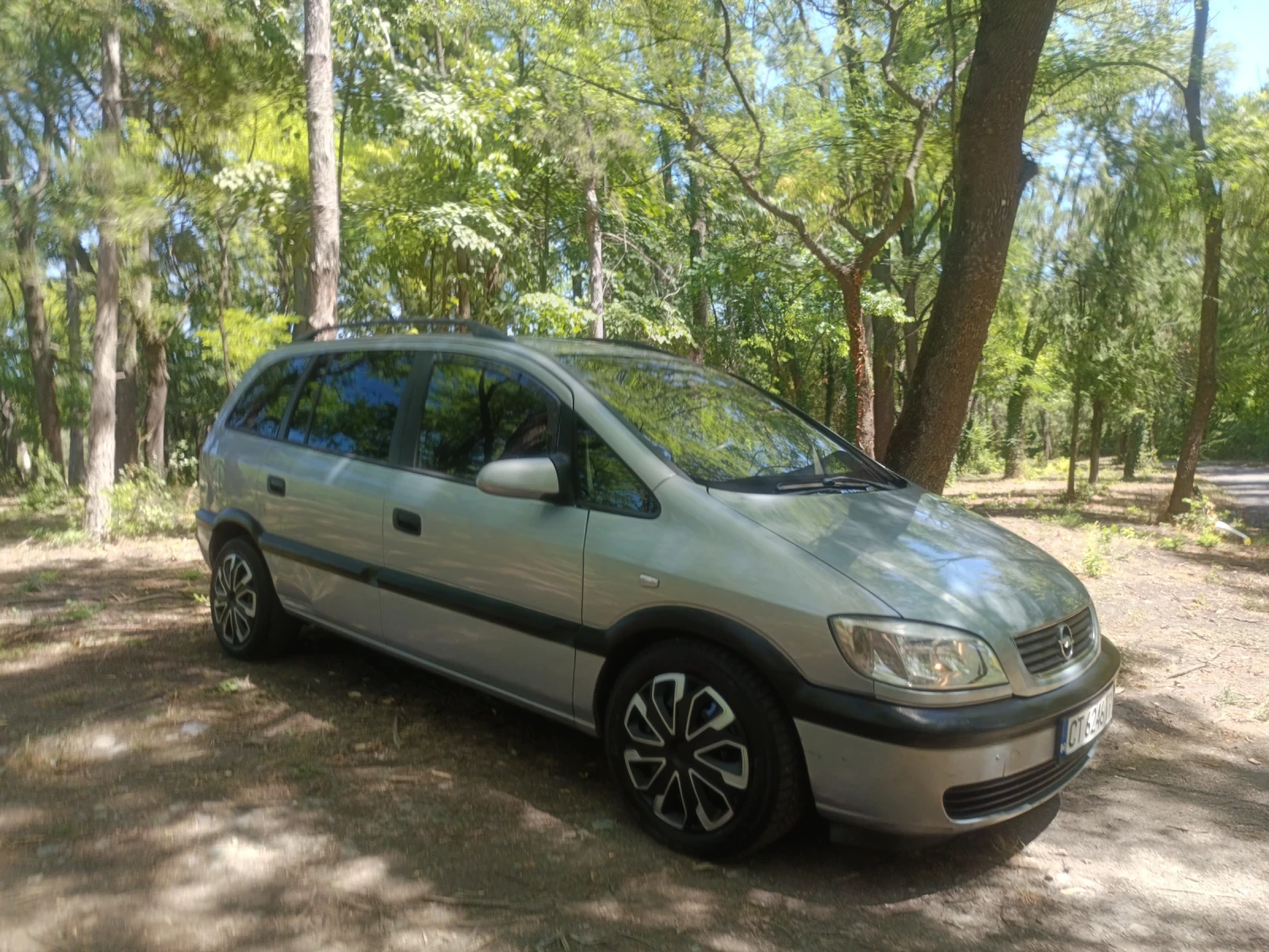 Opel Zafira 2.0 DTI , КЛИМАТИК , снимка 7 - Автомобили и джипове - 55359543