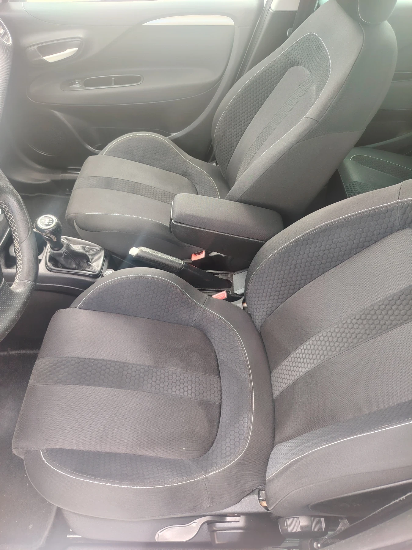 Fiat Punto 1.3 Evo Sport Nardo, снимка 10 - Автомобили и джипове - 55397324