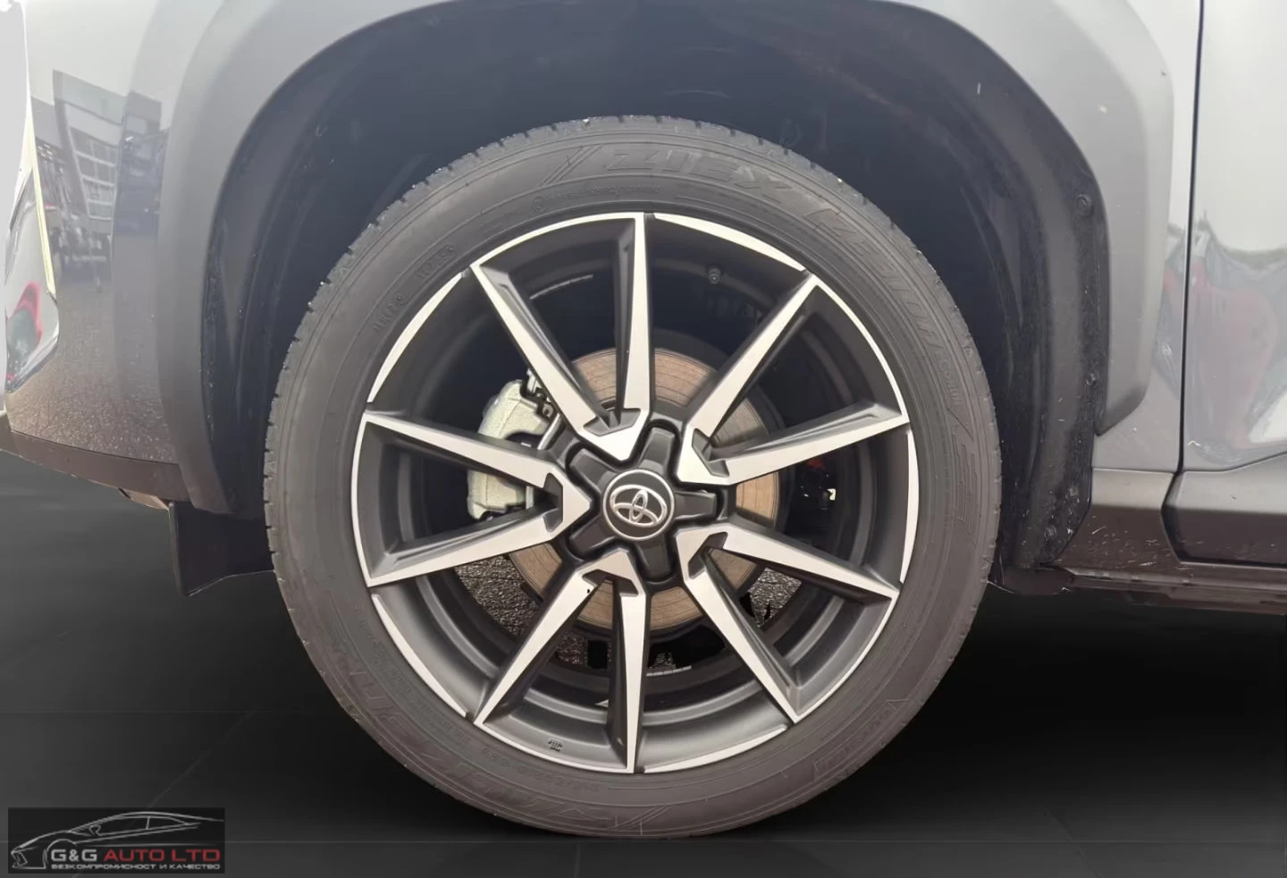 Toyota Yaris Cross HEV/131HP/GR-SPORT/NAVI/JBL/CPLAY/LED/KLESS/583q, снимка 15 - Автомобили и джипове - 55628509