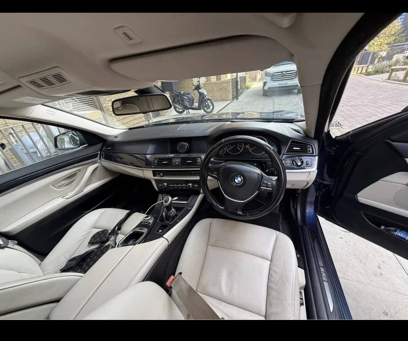 BMW 520, снимка 8 - Автомобили и джипове - 55647505